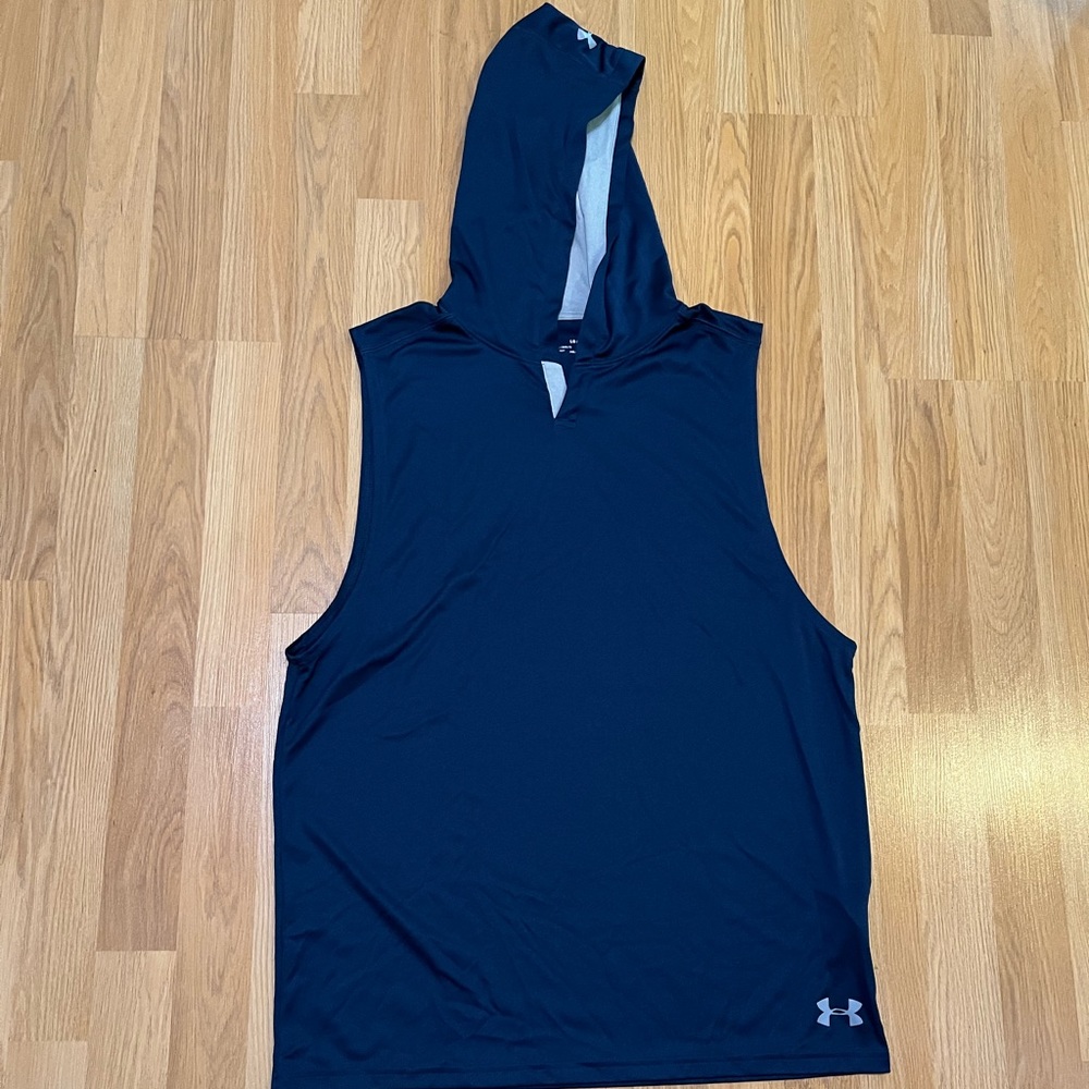 Under Armour hooded /armless tank shirt
